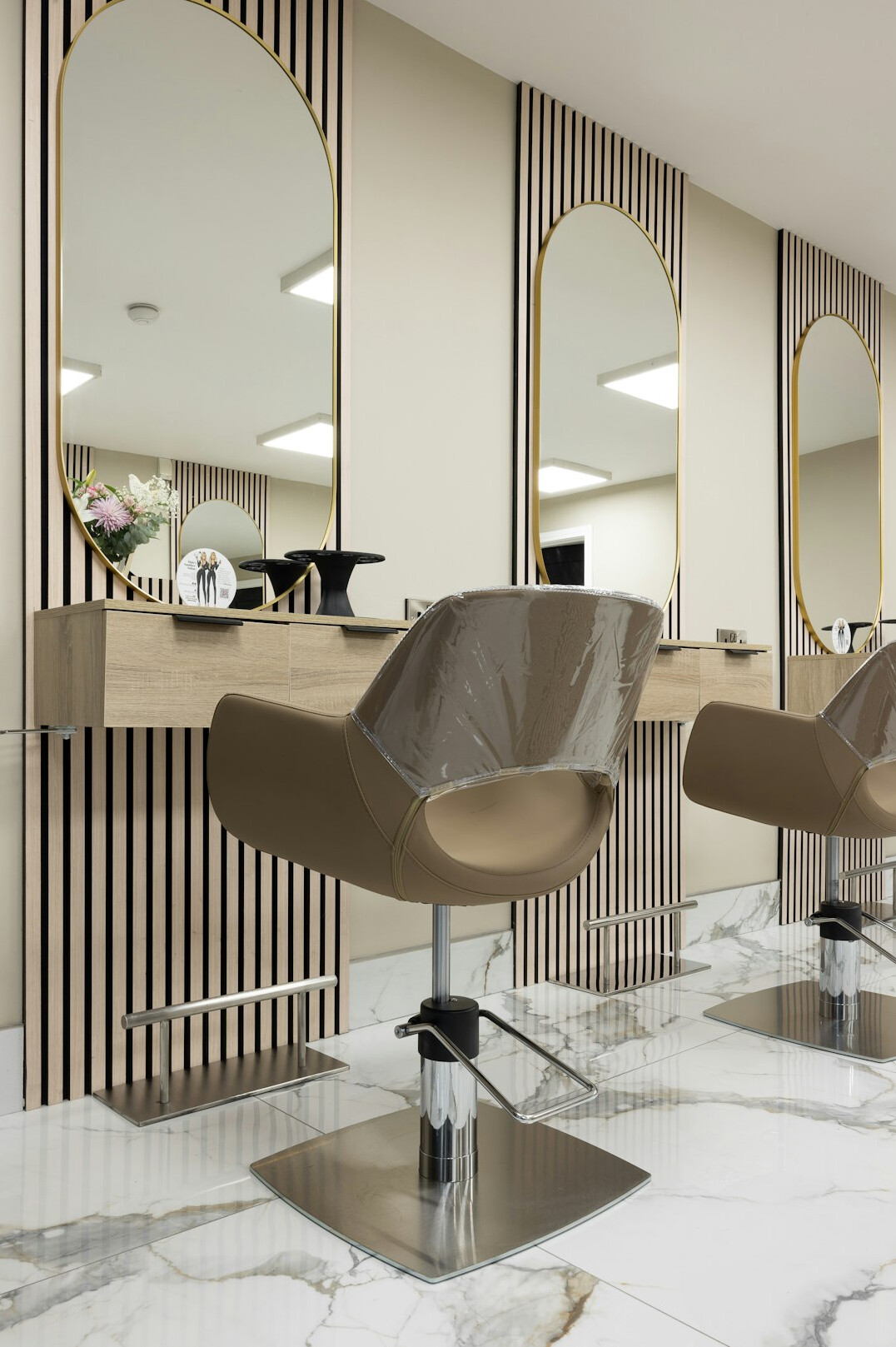 modern minimalist salon