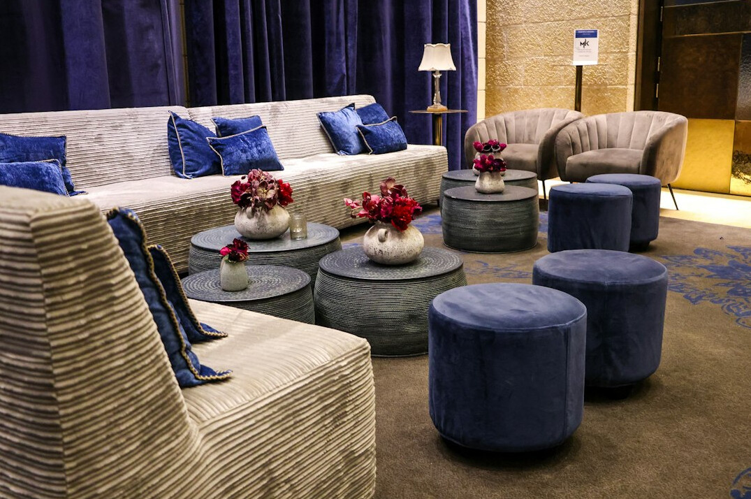 eclectic celebrity lounge